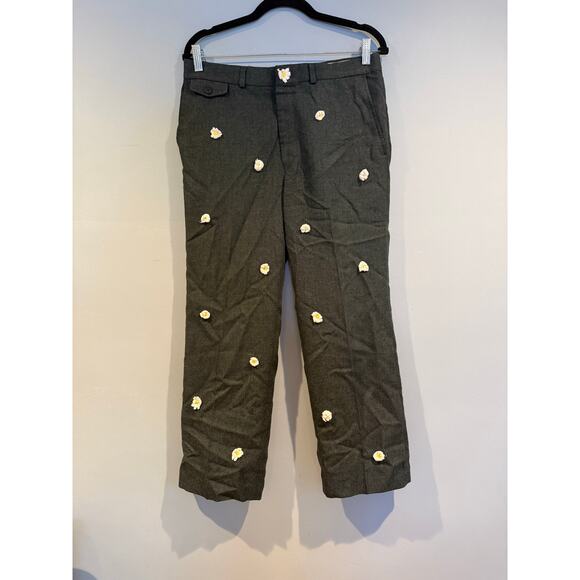 Vintage Shefford by Anderson~Little Gray Pants – Daisy Floral Embroidery - Picture 1 of 4